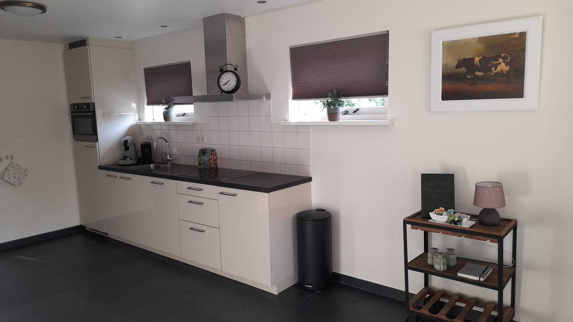 Keuken bij Bij-uns in de Weide